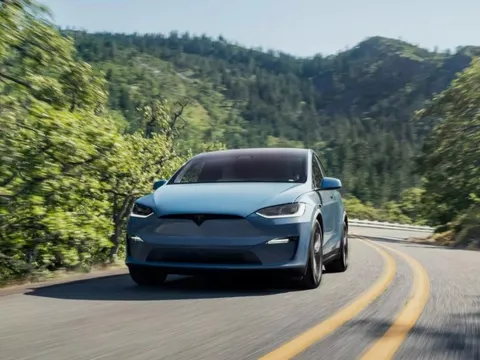 Thay đổi ít người nhận ra trên Tesla Model X