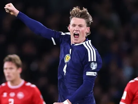 Premier League dậy sóng vì McTominay
