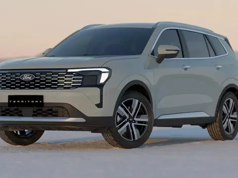 Ngân sách 900 triệu, chọn ôtô nào cho gia đình 4 người?