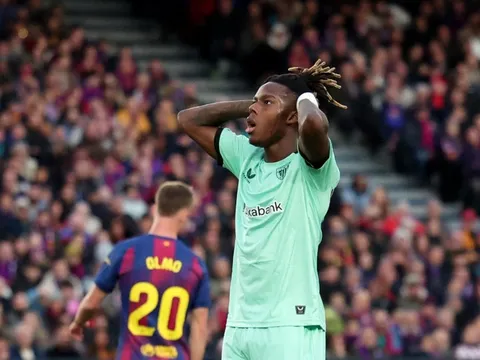 Nico Williams bị CĐV Barca la ó dữ dội tại Camp Nou