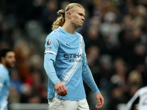 Man City mất ngôi nhì bảng Premier League