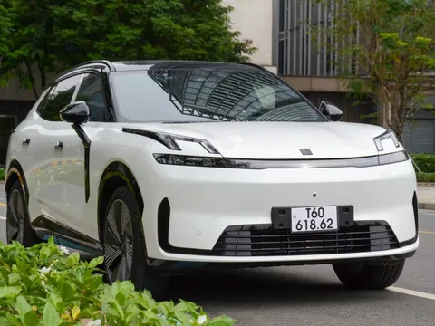 Cận cảnh Lynk & Co 08 - SUV PHEV gần 1,4 tỷ cạnh tranh Ford Everest