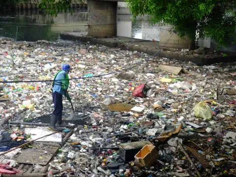 Startup Phần Lan biến rác nhựa thành vật liệu xây dựng