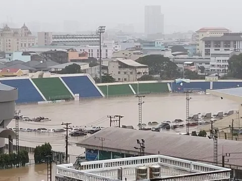 Sân tổ chức SEA Games 33 chìm trong lũ lụt