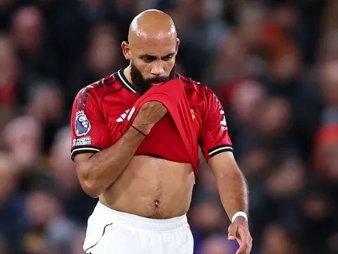 MU thua muối mặt dù chơi hơn người