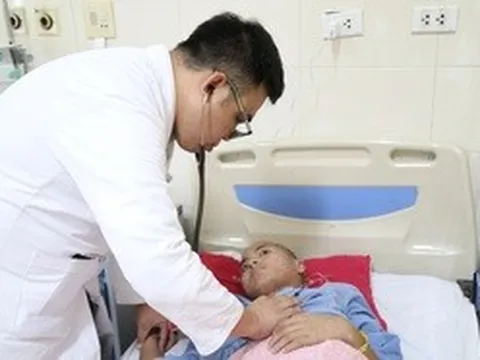 Cứu sống nam thanh niên 17 tuổi hôn mê do u não hiếm gặp