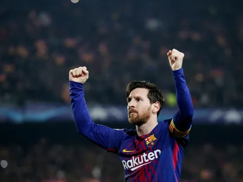 Messi suýt trở lại Barca