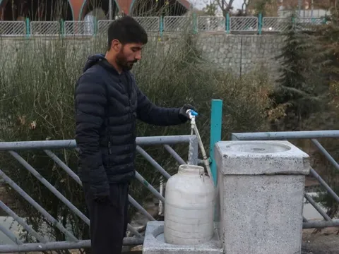 Tehran hạn hán hơn 2 tháng, Tổng thống kêu gọi sơ tán thủ đô