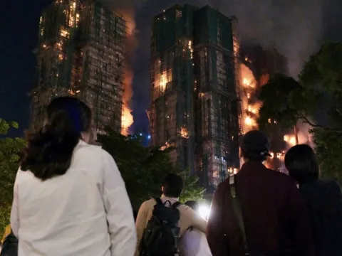 Chưa ghi nhận nạn nhân người Việt trong vụ cháy chung cư ở Hong Kong