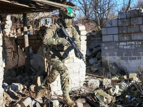 Kế hoạch hòa bình cho Ukraine: Hòa ước hay hàng ước?