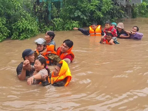 Giảm nhẹ thiệt hại do bão lũ: Phải chủ động ứng phó từ sớm, từ xa