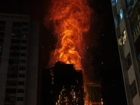 Người Việt ở Hong Kong: Tia lửa nhỏ có thể gây cháy chung cư
