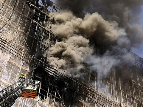 Hong Kong siết an toàn sau thảm kịch hỏa hoạn