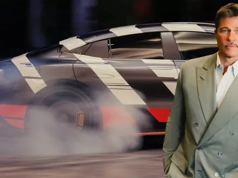 Mercedes-Benz kết hợp cùng Brad Pitt 'bán xe'