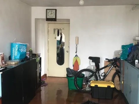 Giá chung cư ở Hong Kong đắt đến mức nào? Đến người nước ngoài còn phải choáng!