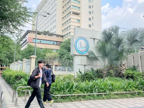 Không thể tiếp tục dễ dãi trong đào tạo bác sĩ, luật sư