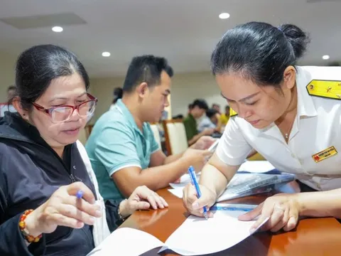 Đề xuất ngưỡng doanh thu tính thuế hộ kinh doanh lên 500 triệu đồng/năm