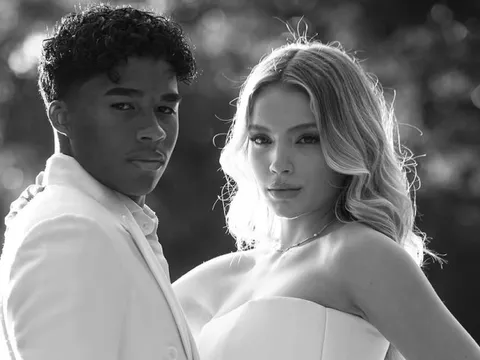 Vợ Endrick bị chế nhạo vì trúng 'tiếng sét ái tình'