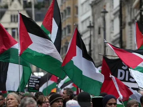 Biểu tình khắp châu Âu ủng hộ Palestine, kêu gọi trừng phạt Israel