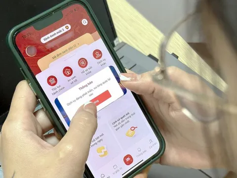 Hành vi bị phạt tới 12 triệu đồng khi dùng VNeID từ 15/12