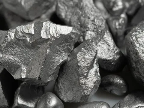 Giá ‘kim loại của quỷ’ lập kỷ lục giữa cơn khát cung, dự báo chưa dừng đà tăng vì 2 nguyên nhân