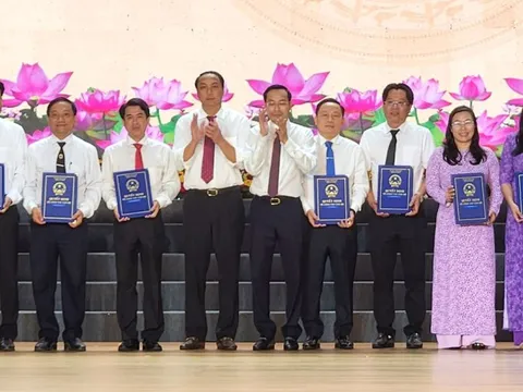 An Giang đã điều động, bổ nhiệm, biệt phái 844 người từ tỉnh về xã