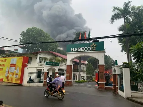 Cháy lớn tại Nhà máy Bia Hà Nội Habeco