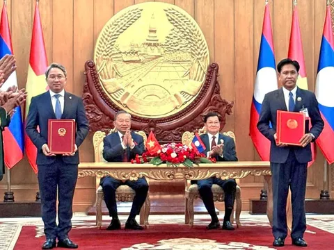 Đưa quan hệ hợp tác pháp luật, tư pháp Việt Nam - Lào sang giai đoạn mới