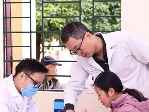 Bộ Y tế khởi động lộ trình miễn viện phí toàn dân