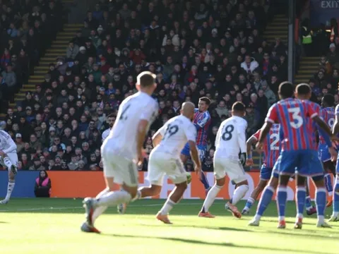 Hoả lực MU bùng nổ