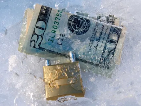 Buồn của Ukraine: Kế hoạch vay 140 tỷ USD từ tài sản Nga bị chặn đứng bởi cơ quan hàng đầu EU