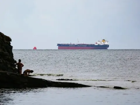 Tàu hàng Nga bị tấn công ở biển Đen, Thổ Nhĩ Kỳ tuyên bố “nóng”