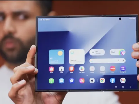 Đây là smartphone gập 3 của Samsung