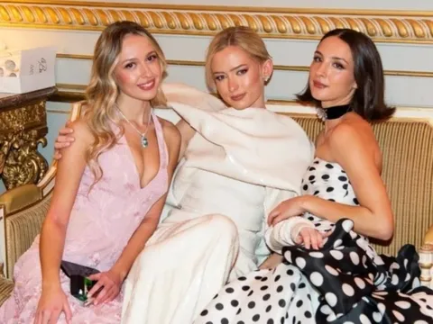 Bên trong tiệc ra mắt giới thượng lưu của các ái nữ nhà giàu