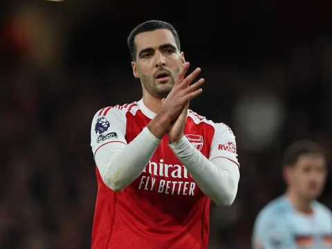 'Vua đánh đầu' ở Premier League