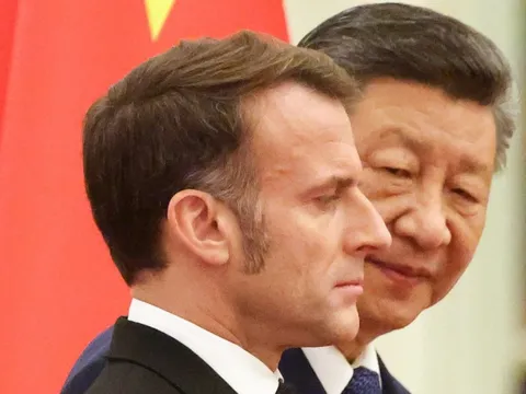 Ông Tập kêu gọi Tổng thống Pháp 'đứng về phía đúng đắn của lịch sử'