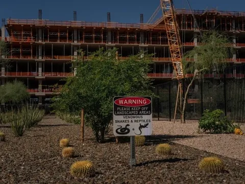 Dự án 165 tỷ USD của TSMC tại Mỹ gặp khó vì 18.000 quy tắc hành chính, tốn 35 triệu USD chỉ vì thủ tục giấy tờ