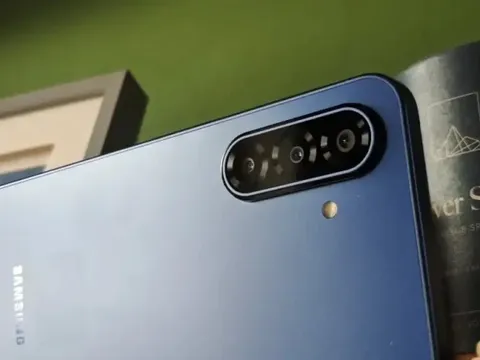 RAM quá đắt, Samsung từ chối bán cho Samsung