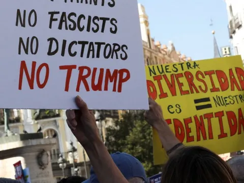 Nhiều người châu Âu xem ông Trump là ‘kẻ thù’, lo sẽ có chiến tranh với Nga