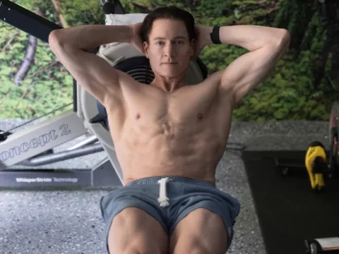 Triệu phú 'lão hóa ngược' công khai bạn gái