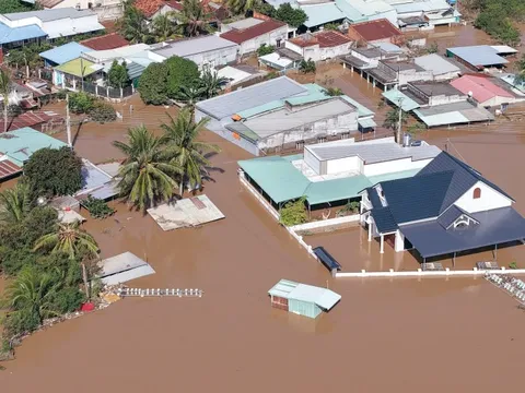 Xả lũ kỷ lục ở Lâm Đồng: Vì sao chỉ thông báo trước 2 giờ?