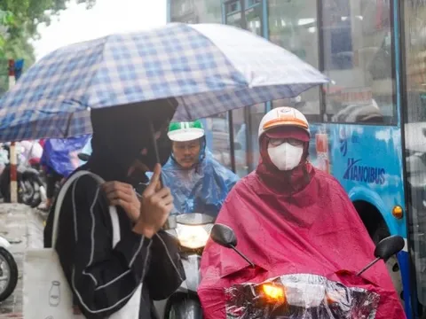 Miền Bắc sắp đón đợt không khí lạnh rất mạnh gây mưa dông, trời rét đậm