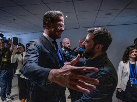 Rò rỉ cuộc gọi mật: Lãnh đạo châu Âu cảnh báo TT Zelensky phải rất cẩn thận trong những ngày tới