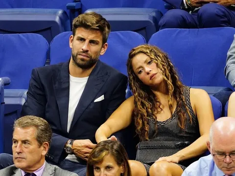 Shakira và Pique làm hòa sau ba năm sóng gió