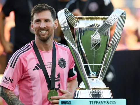 Messi không thốt nên lời khi vô địch