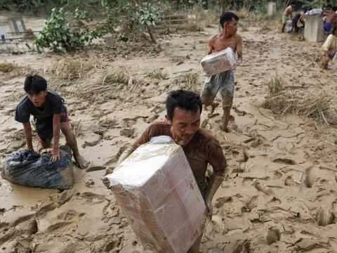 908 người thiệt mạng, 410 người mất tích, nạn đói đe doạ: Indonesia đối mặt với thảm hoạ chưa từng có tiền lệ