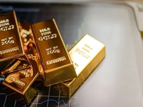 Bùng nổ với hơn 50 lần lập đỉnh trong năm 2025, giá vàng thế giới được dự báo có thể tăng tối đa 30% trong năm 2026
