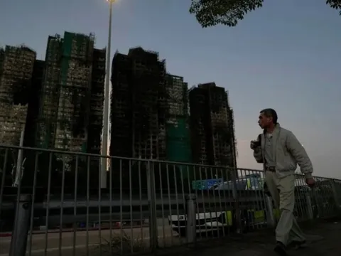 Nỗi đau BĐS Hong Kong (Trung Quốc): 200.000 người chờ đợi nhà ở xã hội trong vô vọng, 'nhà quan tài' chưa đầy 2m2 trở thành phao cứu sinh duy nhất