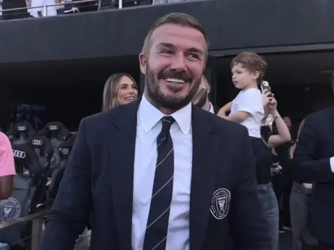 Beckham làm nên lịch sử
