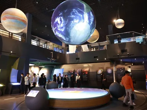 Bảo tàng Vũ trụ đón 10.000 khách tham quan
